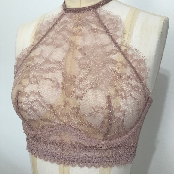 🛍 VS Chantilly Lace High Neck Unlined Bra! - Picture 2 of 8